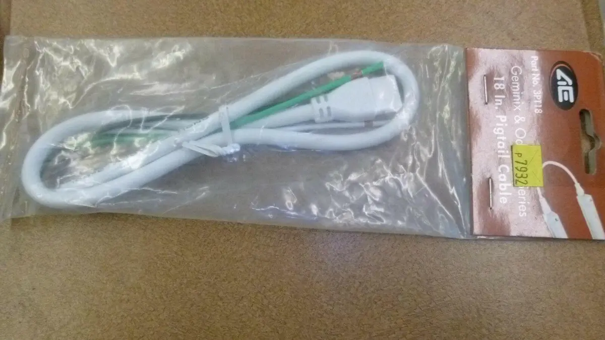 Ae 3Pt18 Geminix & Odyssey Series 18 In. Pigtail Cable 1