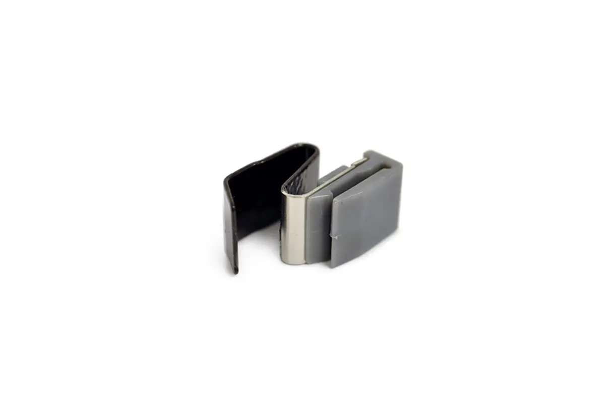 Mitsubishi Oem Gas Door Pop Clip (Mr970563) 1