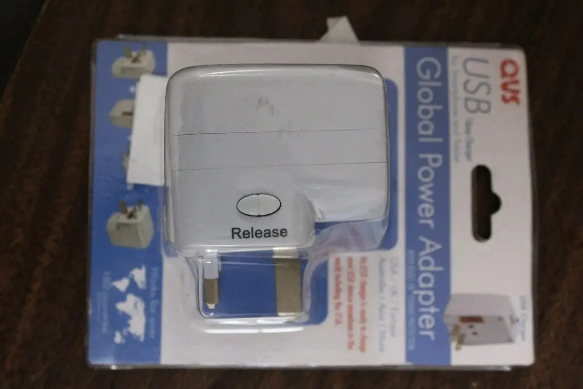 Avs Global Power Adapter W/ Usb 1