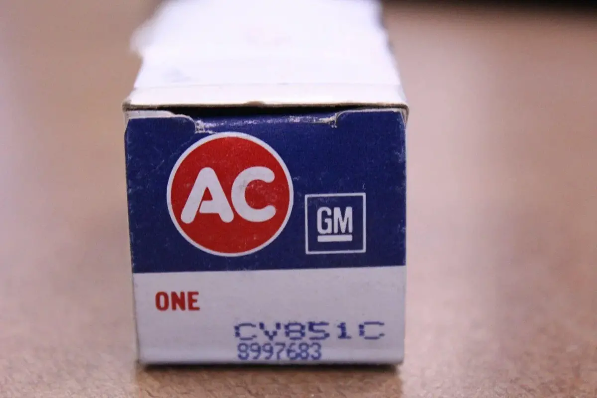 Gm 8997683 Acdelco Cv851c Pcv Valve 1