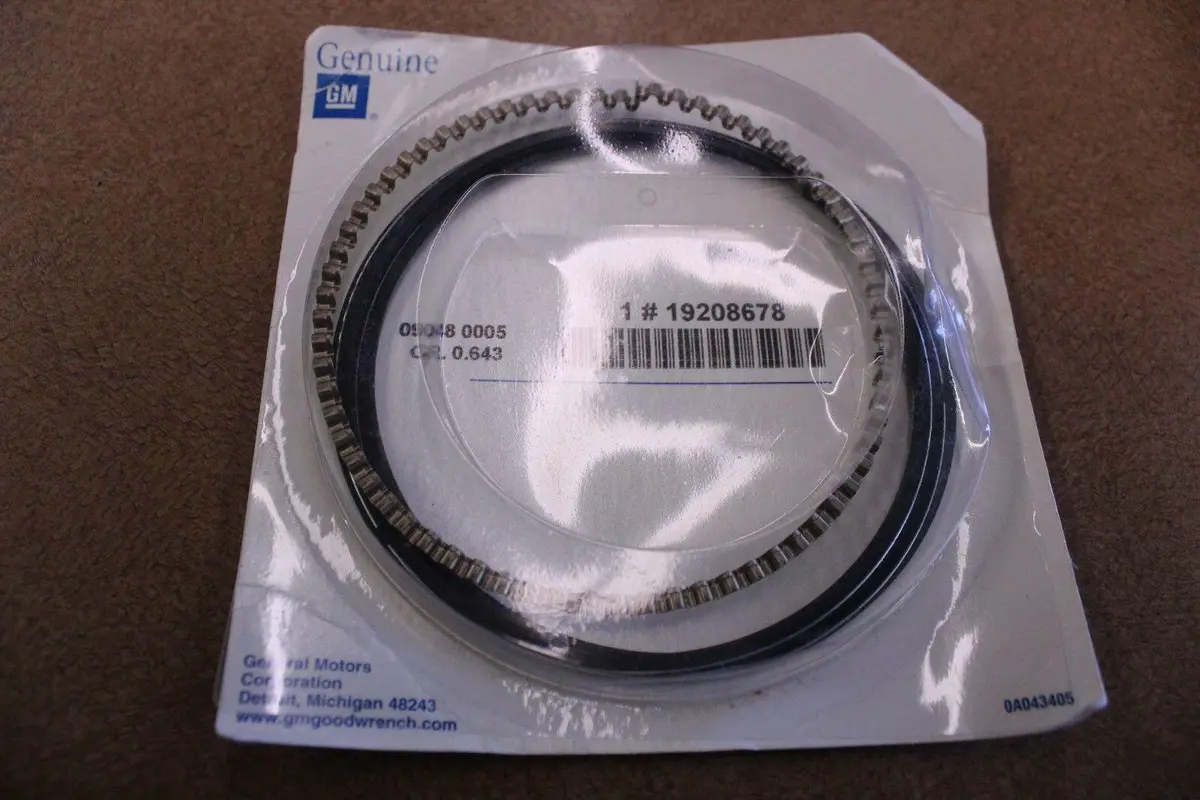 Nos Genuine Gm Oem # 12456339 Lacrosse-Engine Piston Ring Ac Delco 1