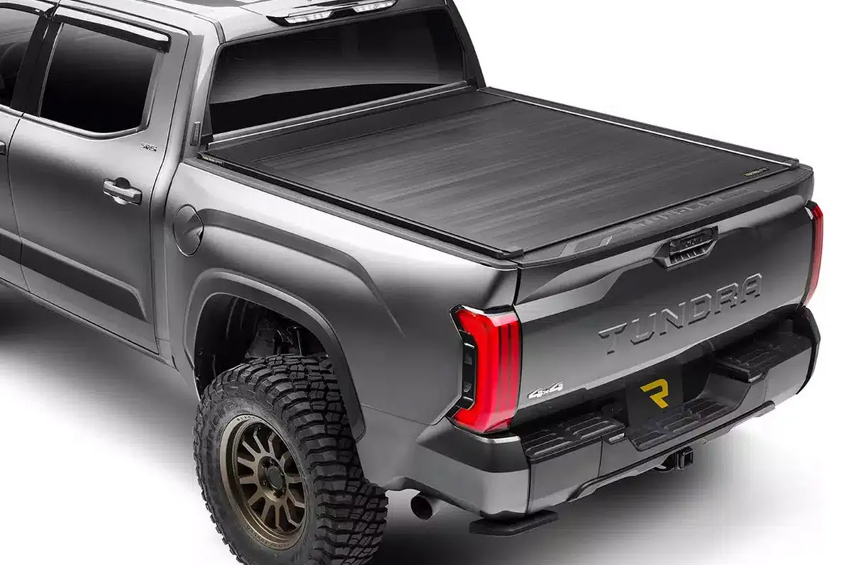 Retrax Eq Tonneau Cover For 2017+ Ford F150 Raptor With 5' 7" Bed (Eq0373) 1