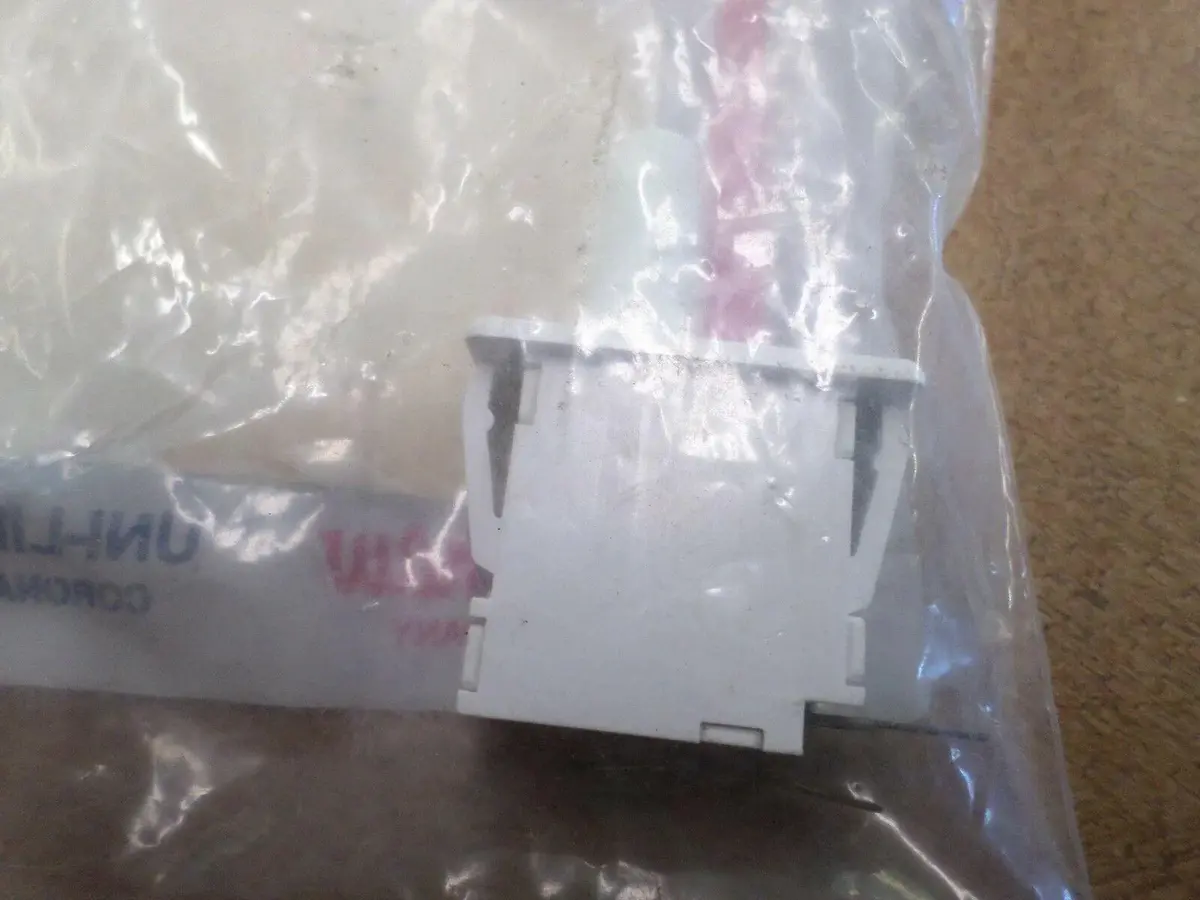 Robertshaw 80-368 Fan & Light Switch 1