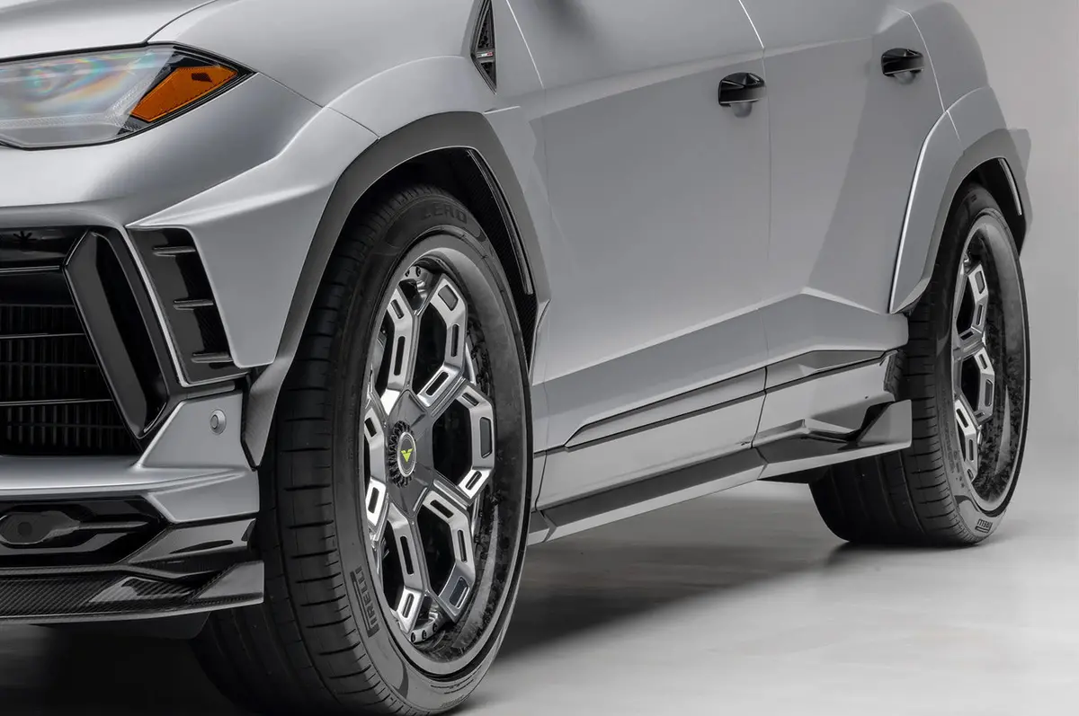 Vorsteiner Lamborghini Urus Performante Edizione Carbon Aero Fender Flares (5090Lov) 2